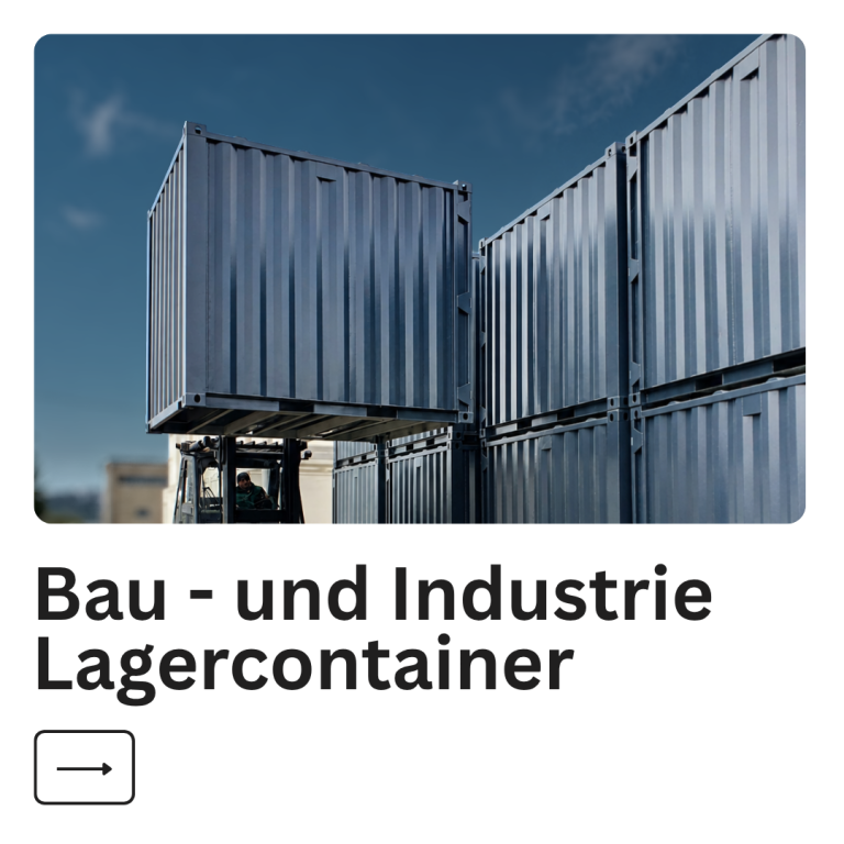 Bau- und Industrie-Lagercontainer Bau- und Industrie-Lagercontainer übereinander gestapelt.